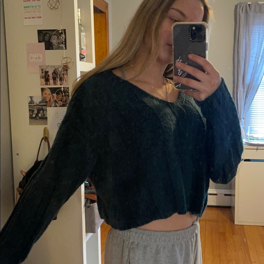 dark green pacsun sweater